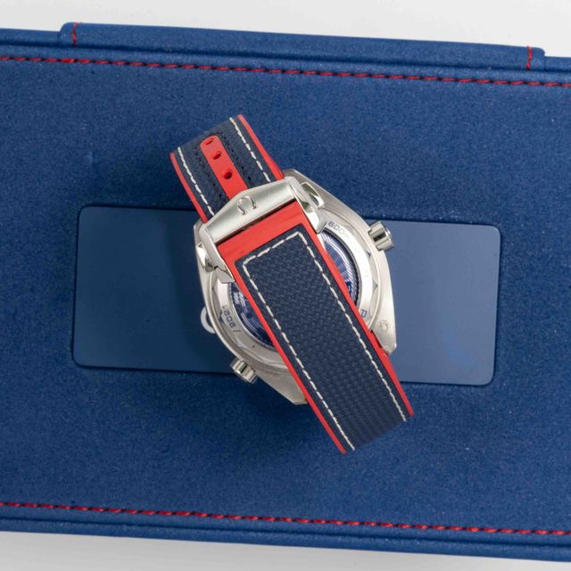 Omega Planet Ocean 215.32.43.21.04.001 Image 3